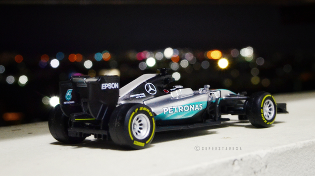 Illustration for article titled Formula One Friday - Mercedes F1 W07 Hybrid